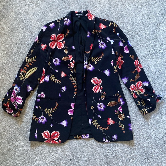 Express Blazer - Picture 2 of 6